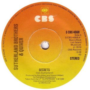 Sutherland Brothers and Quiver - Secrets (7", Single)