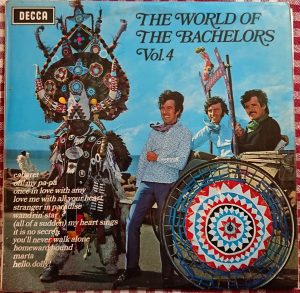 The Bachelors - The World Of The Bachelors Vol. 4 (LP, Comp) 8751
