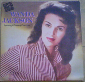 Wanda Jackson - Featuring 16 Country Chart Hits Vinyl LP Album (LP Record)